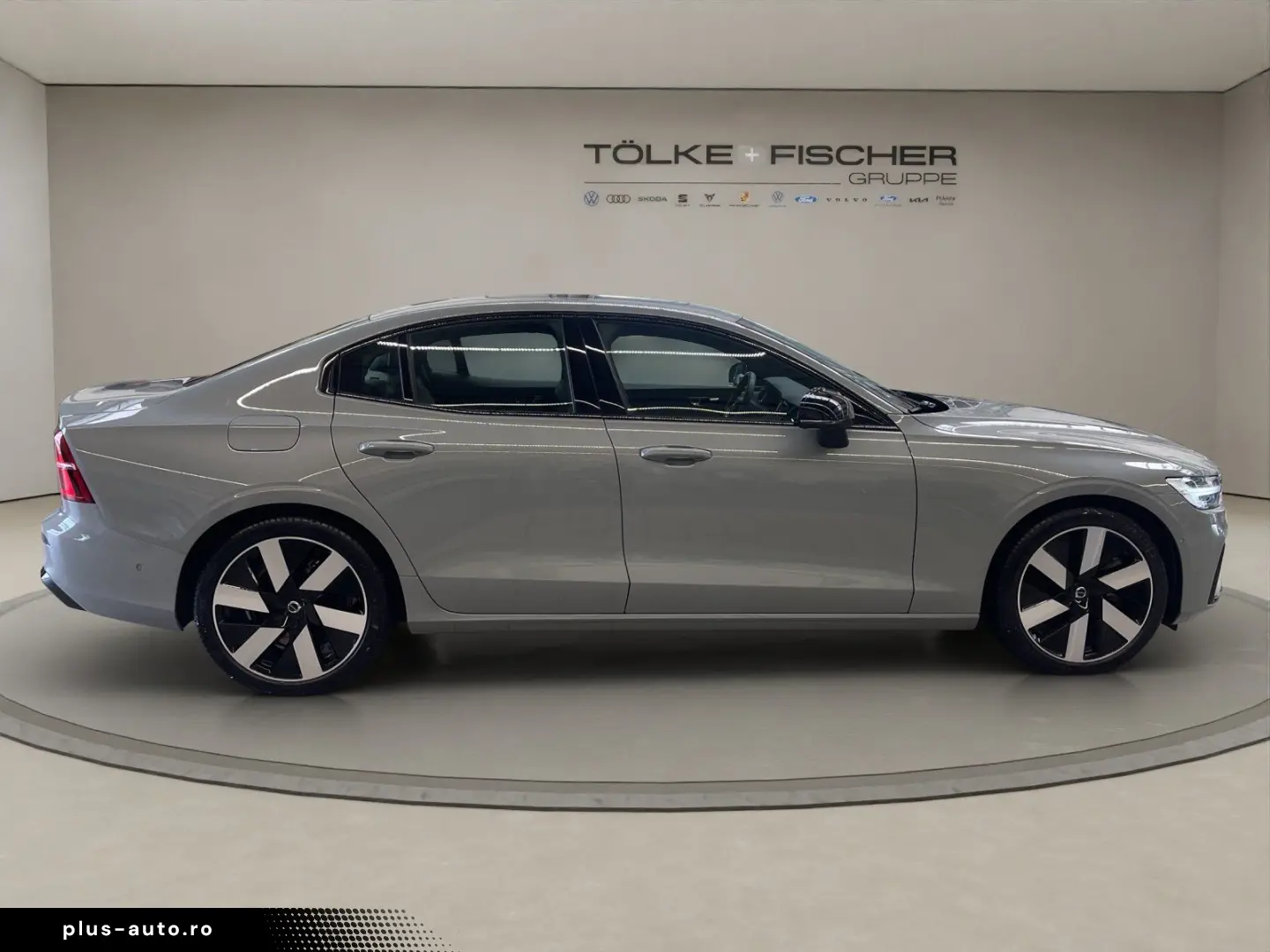 VOLVO S60 T8 AWD PHEV Recharge Ultimate Dark ACC AHK