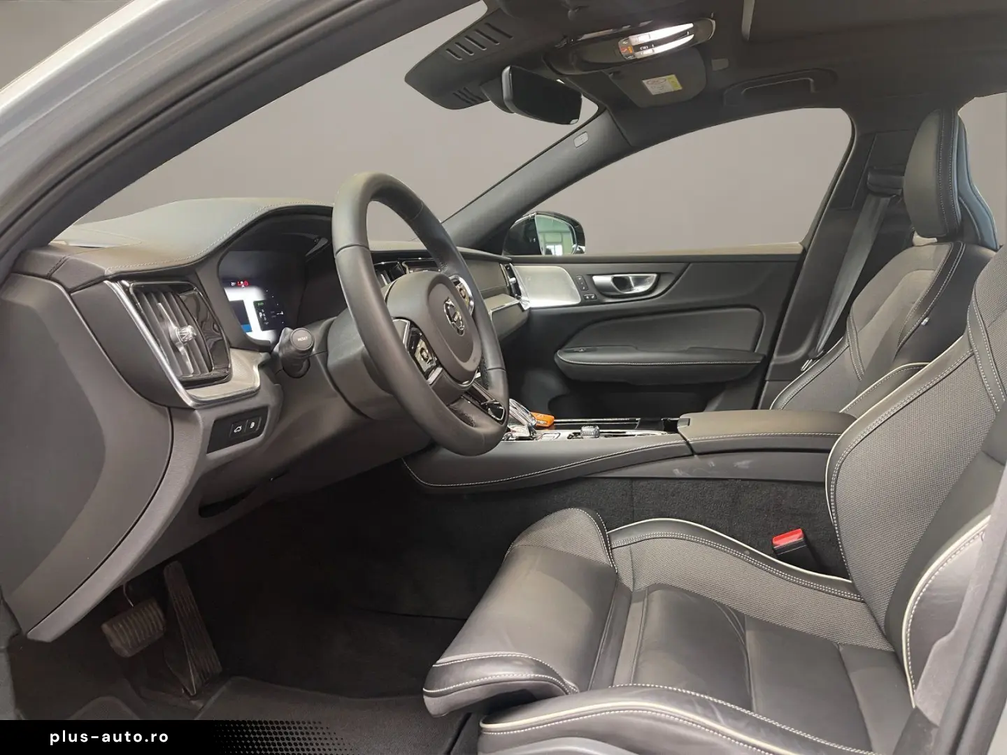 VOLVO S60 T8 AWD PHEV Recharge Ultimate Dark ACC AHK