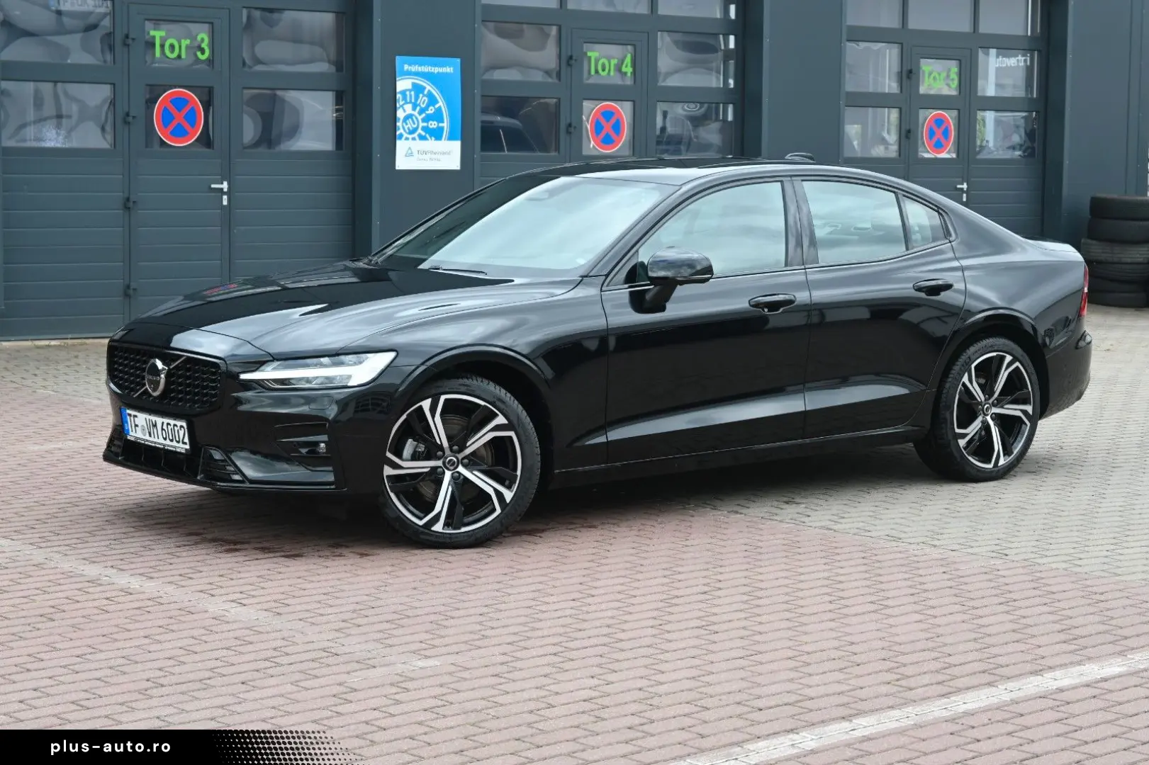 VOLVO S60 B4 Benzin Plus Dark'STHZG 360  PANO