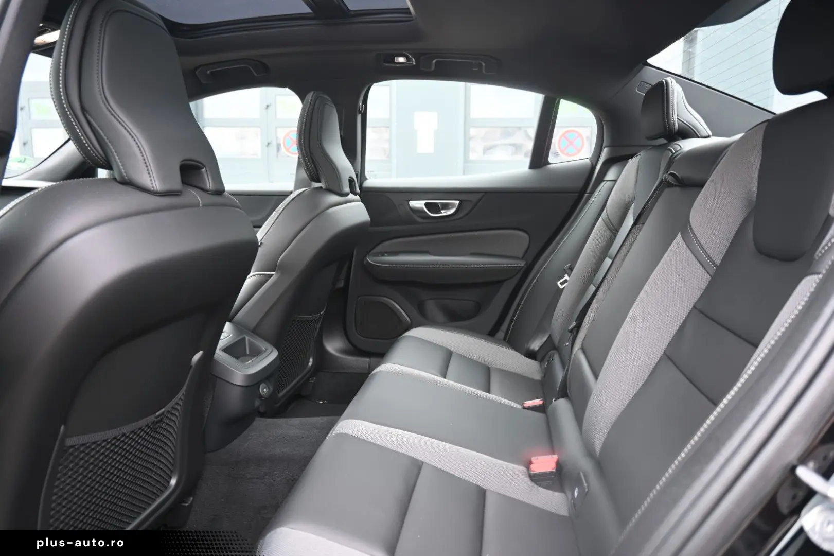 VOLVO S60 B4 Benzin Plus Dark'STHZG 360  PANO