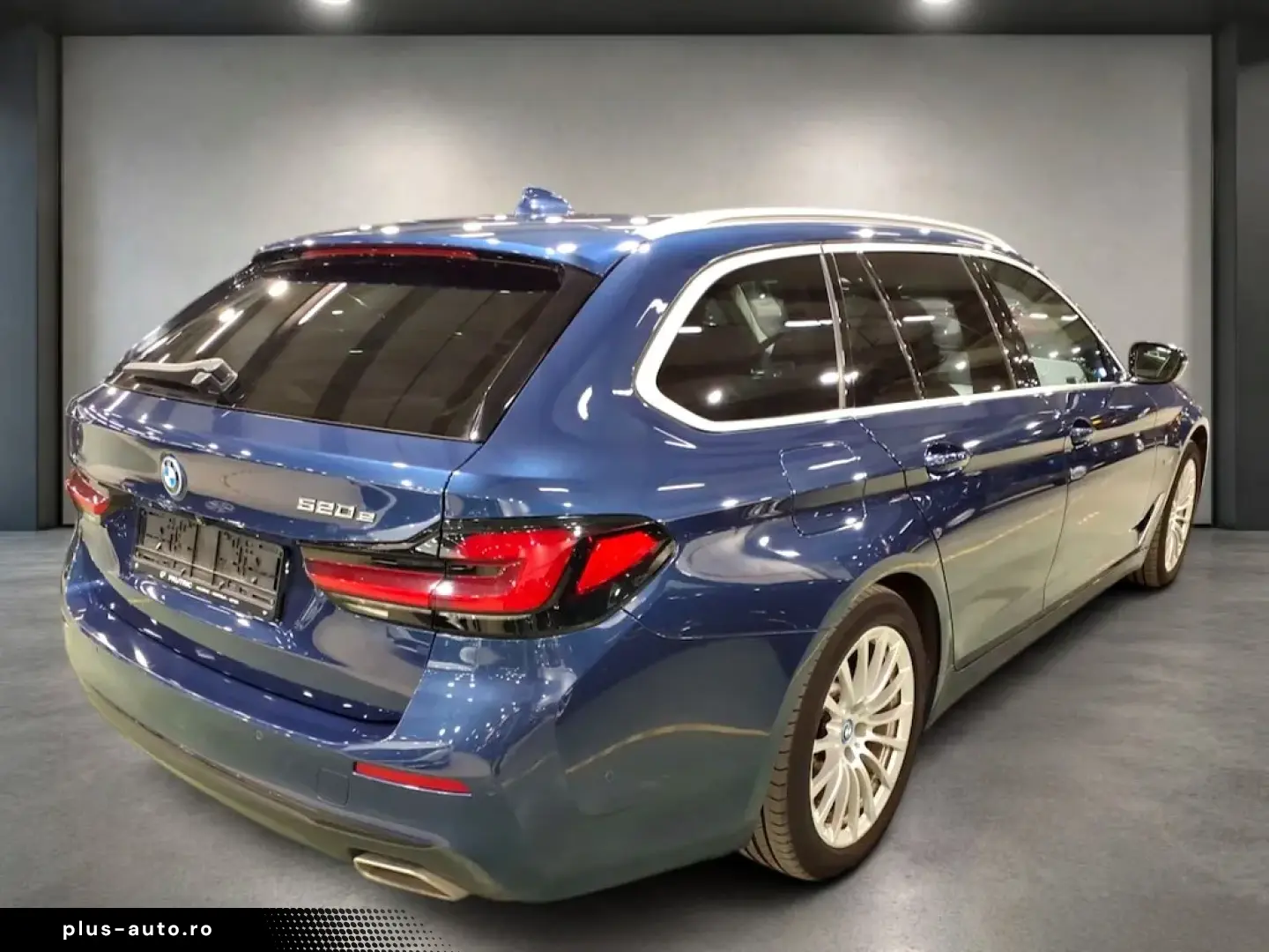 BMW 5 Series 520e PHEV Individual