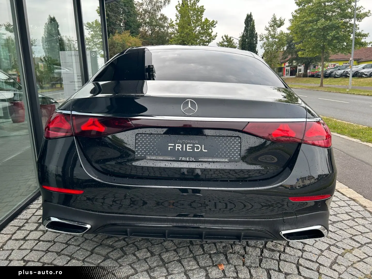 MERCEDES-BENZ E 200 AMG Night  Distronic  Kamera  Keyless