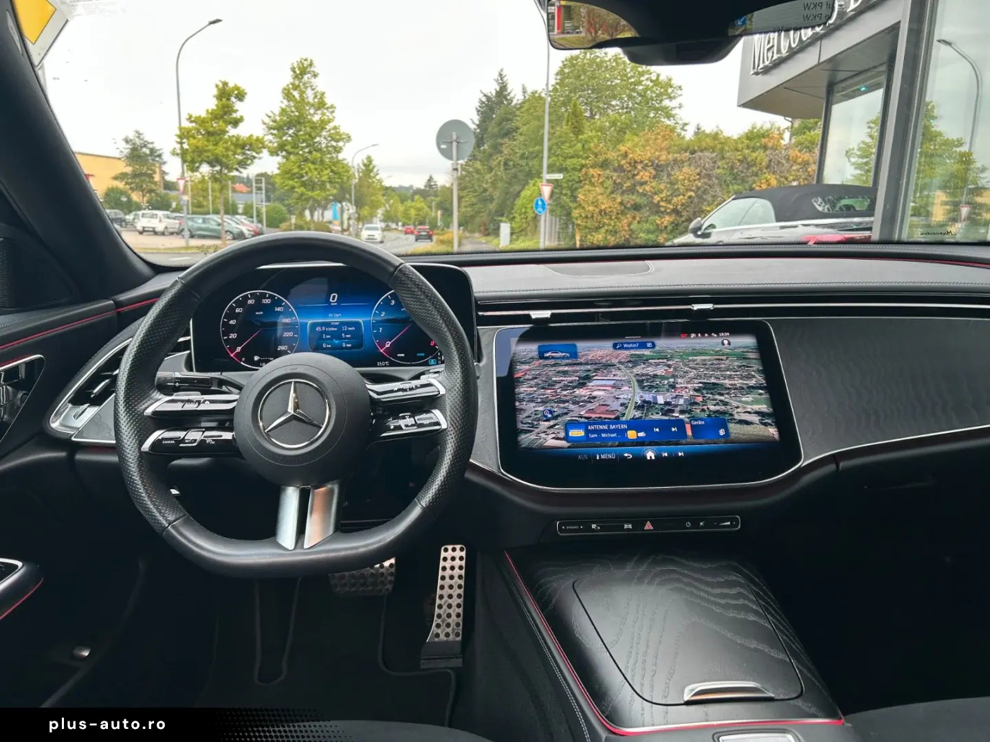 MERCEDES-BENZ E 200 AMG Night  Distronic  Kamera  Keyless