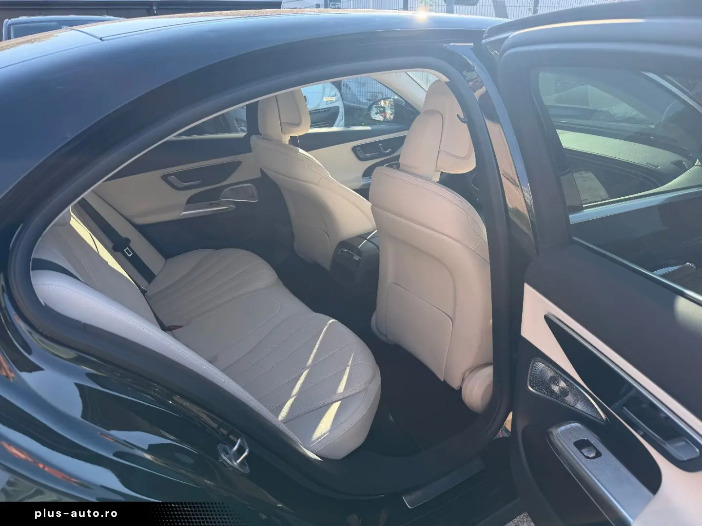 MERCEDES-BENZ E 220 d Avantgarde Advanced Plus