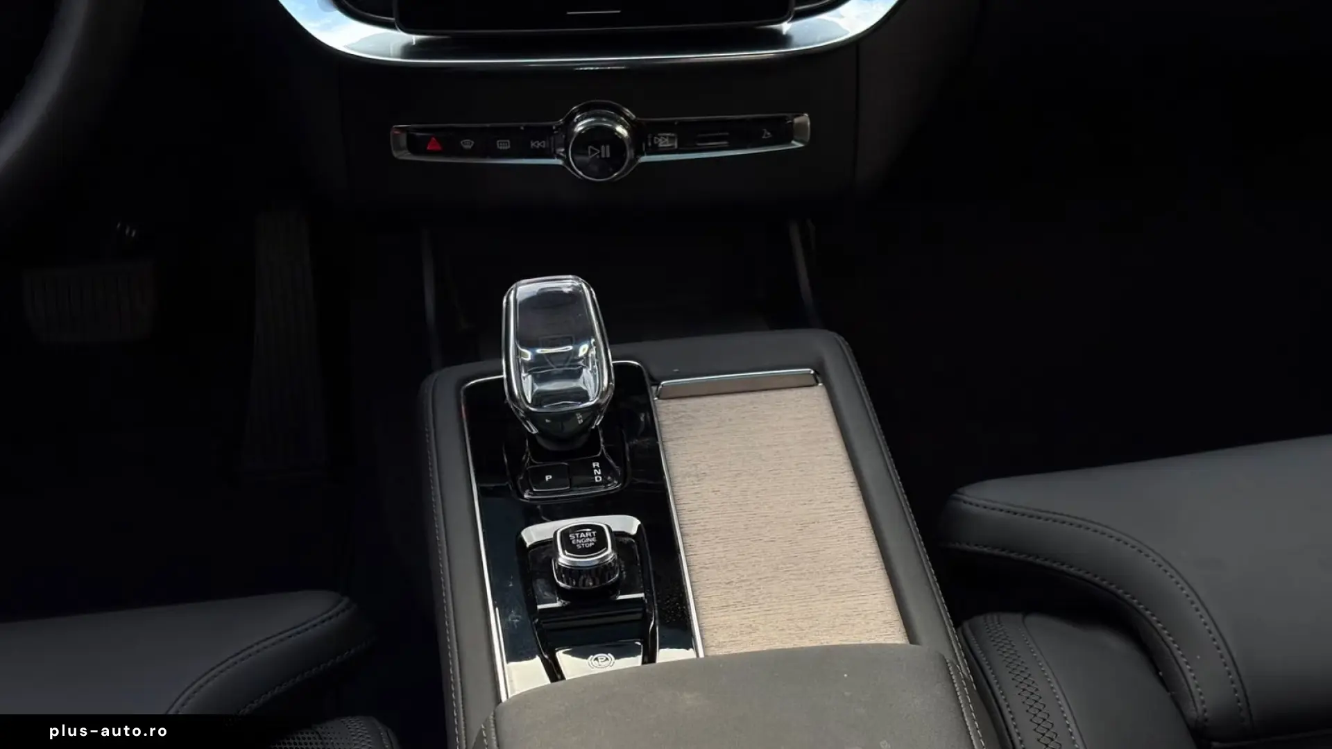 Volvo XC90 T8 Ultra Bright AIR PANO Head-Up 360
