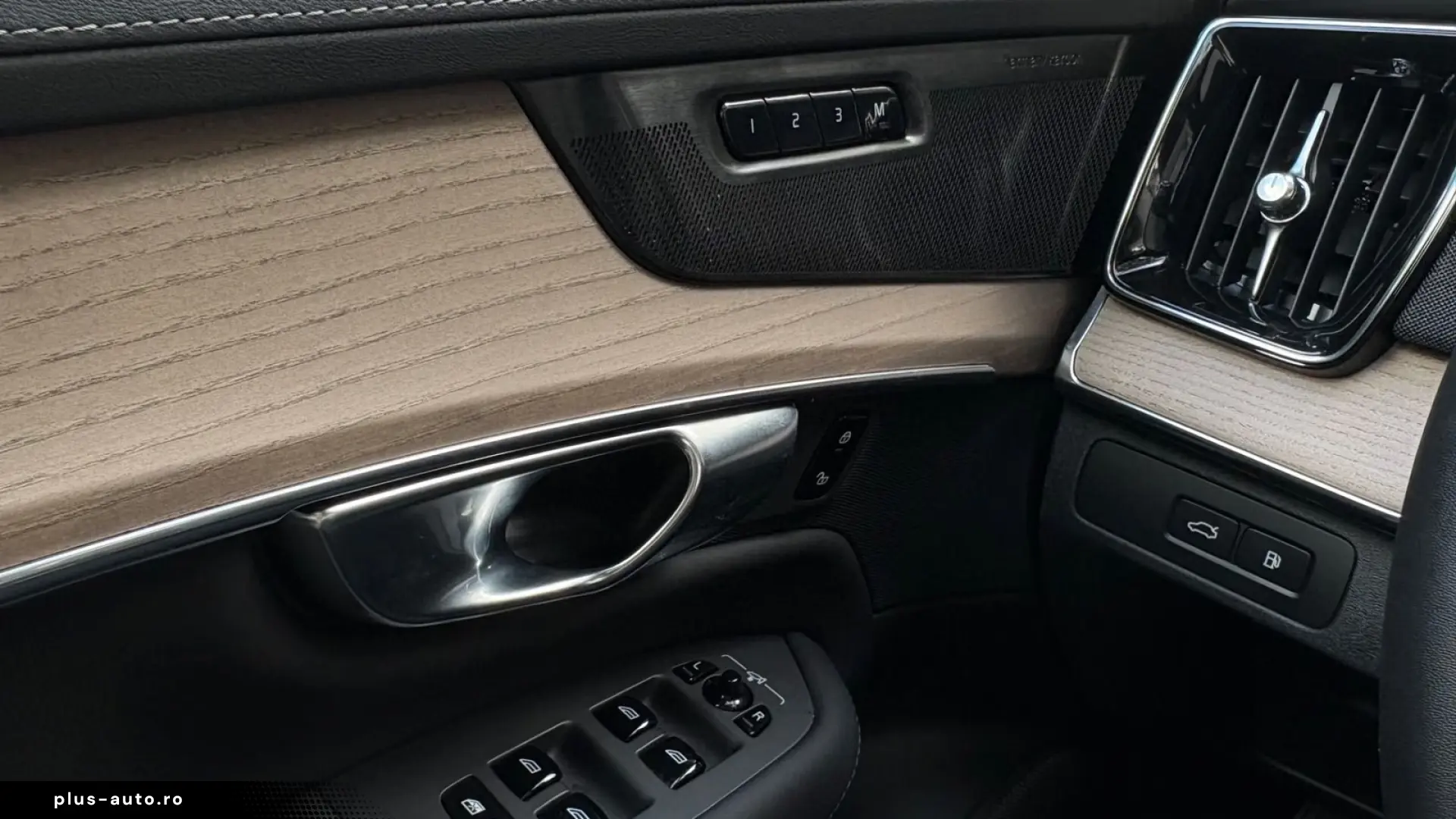 Volvo XC90 T8 Ultra Bright AIR PANO Head-Up 360