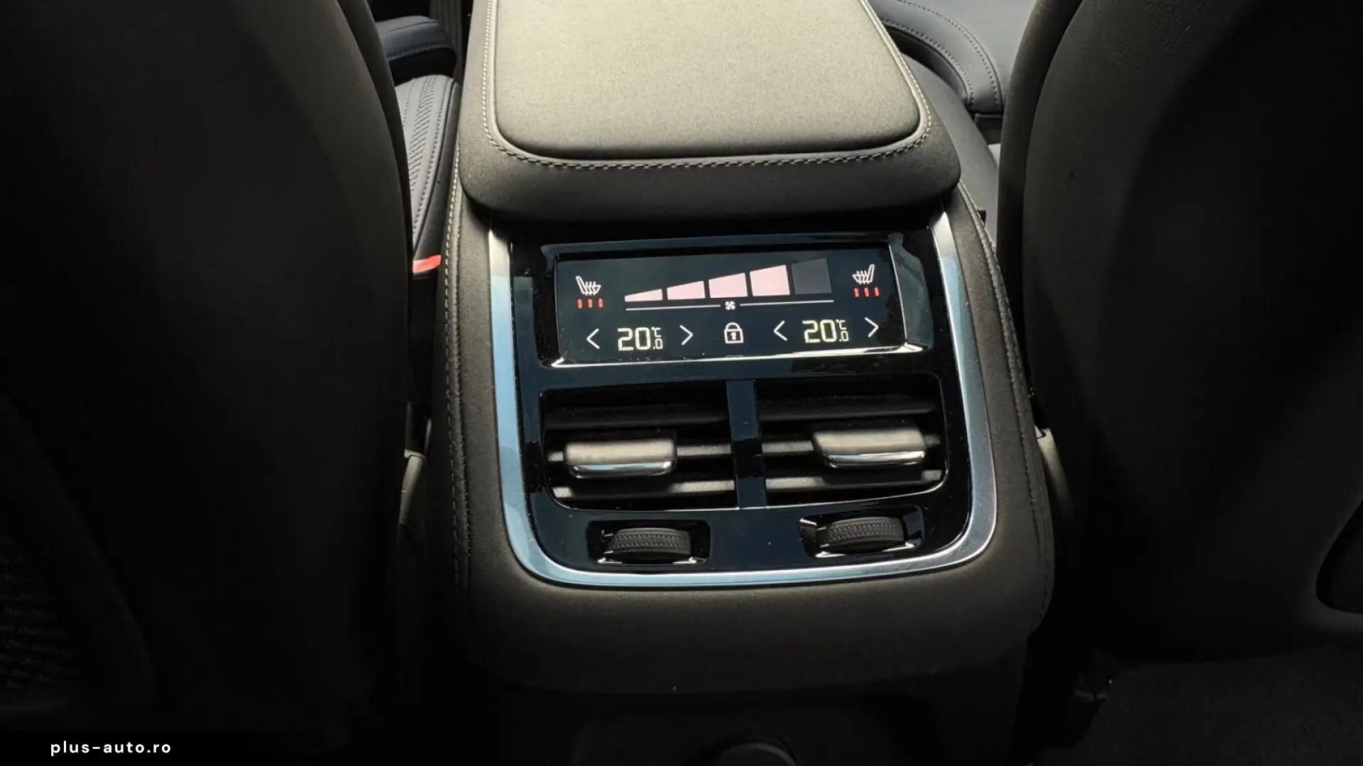 Volvo XC90 T8 Ultra Bright AIR PANO Head-Up 360