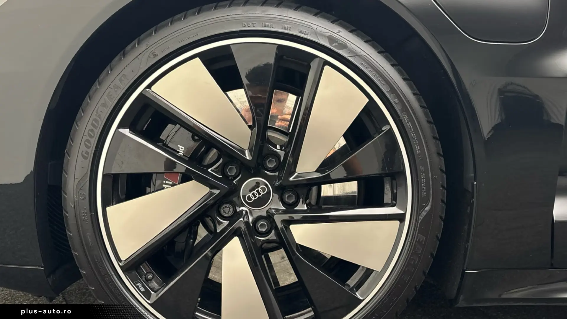 Audi e-tron GT quattro   476 CP B&O • PANO • AIR • ACC