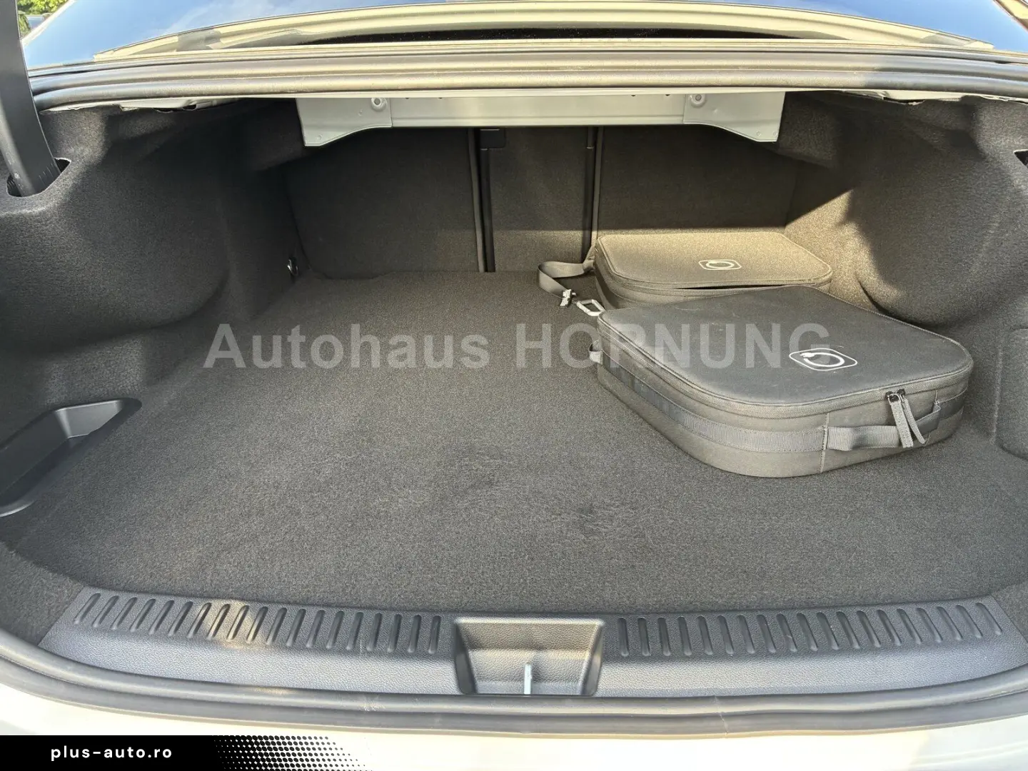 MERCEDES-BENZ E 300 de AMG Limo Distr KeyGo 19  CarP&hellip;