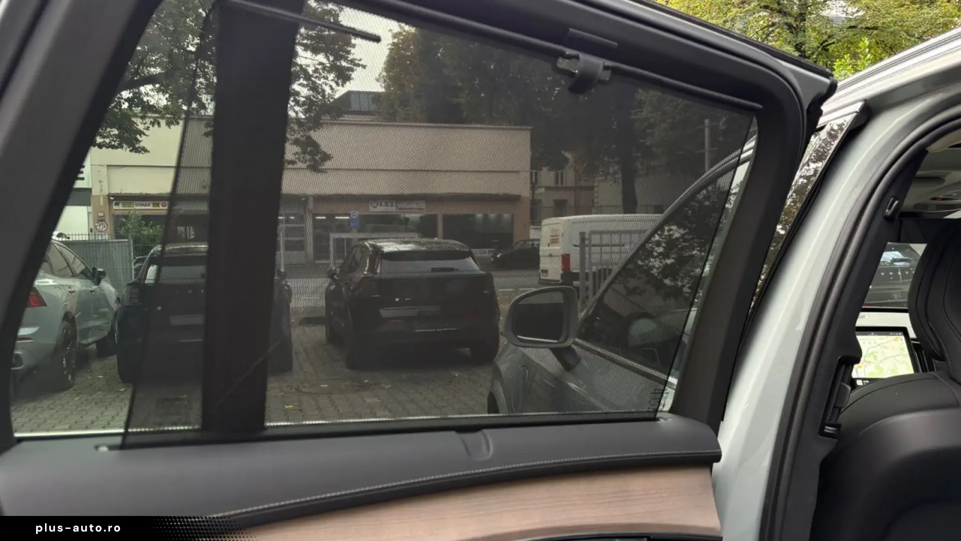 Volvo XC90 T8 Ultra Bright LUFT PANO He-Up 360  FourC