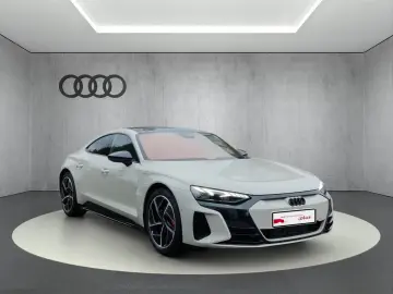 AUDI e-tron GT quattro
