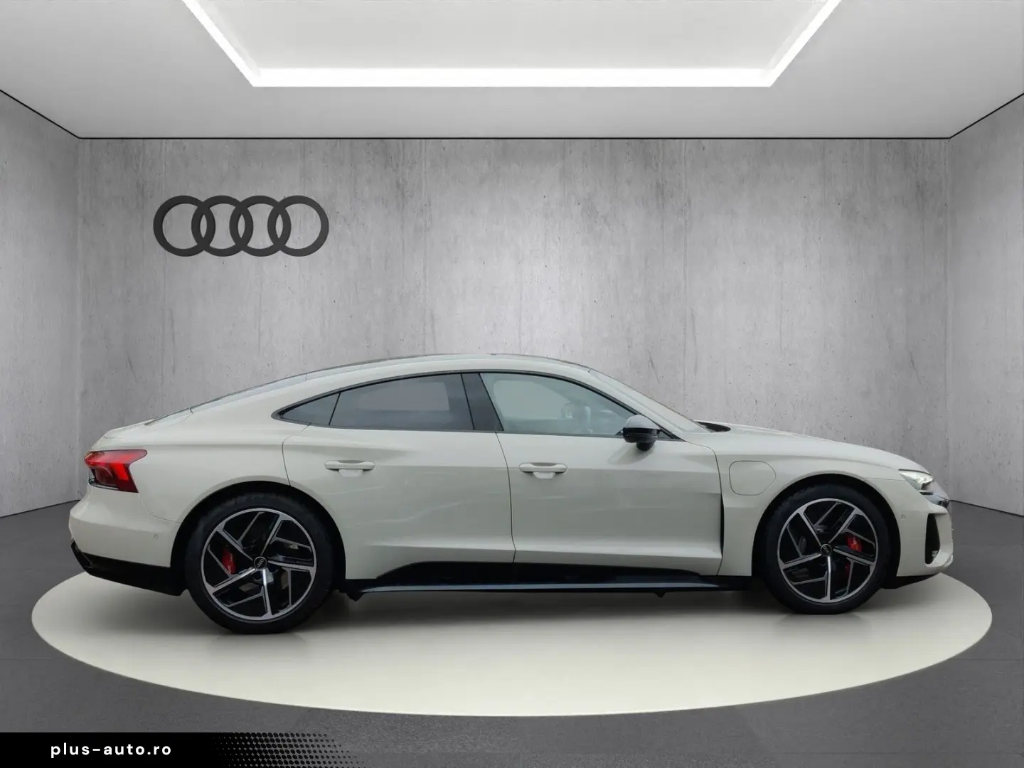 AUDI e-tron GT quattro