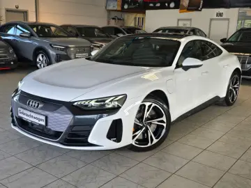 AUDI e-tron GT quattro PANO B&O SOUND AMBIENTAL 20