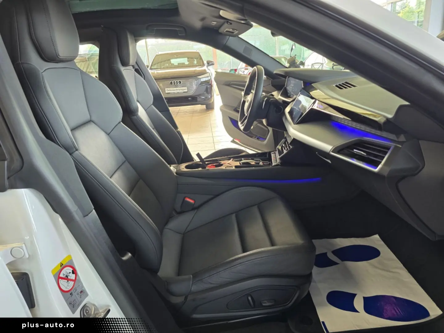 AUDI e-tron GT quattro PANO B&O SOUND AMBIENTAL 20