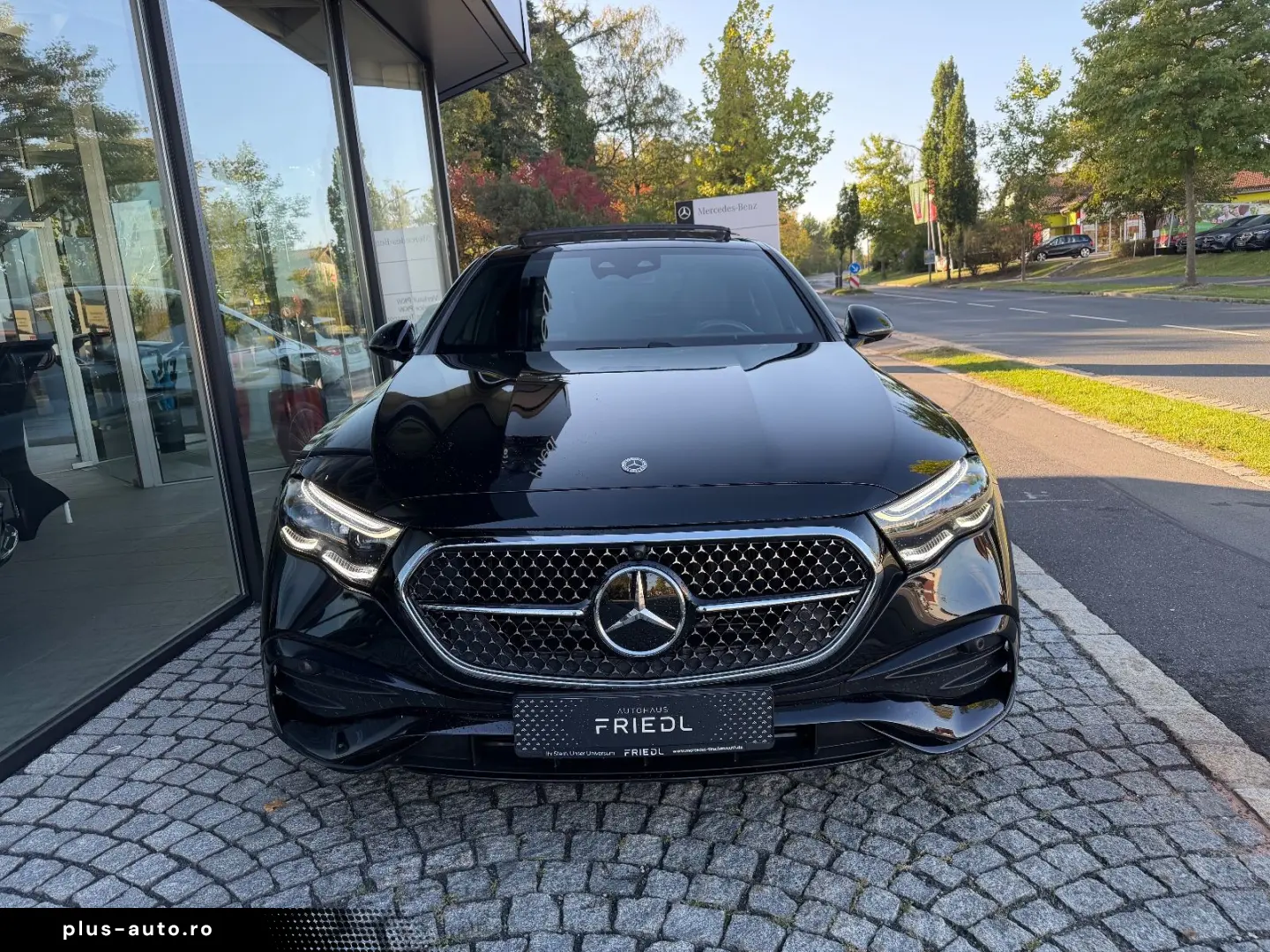 MERCEDES-BENZ E 220 d AMG  Pano  Nappa  Superscr. Burm. 21