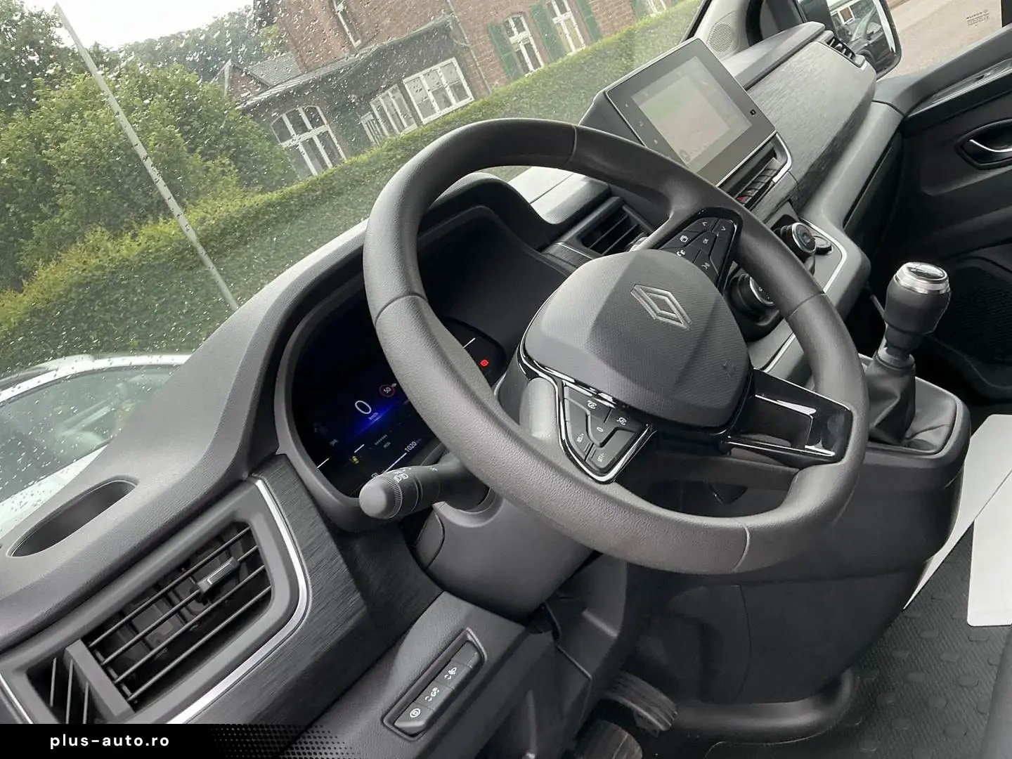 RENAULT Trafic Combi L2H1 9-Sitzer LED Navi PDC