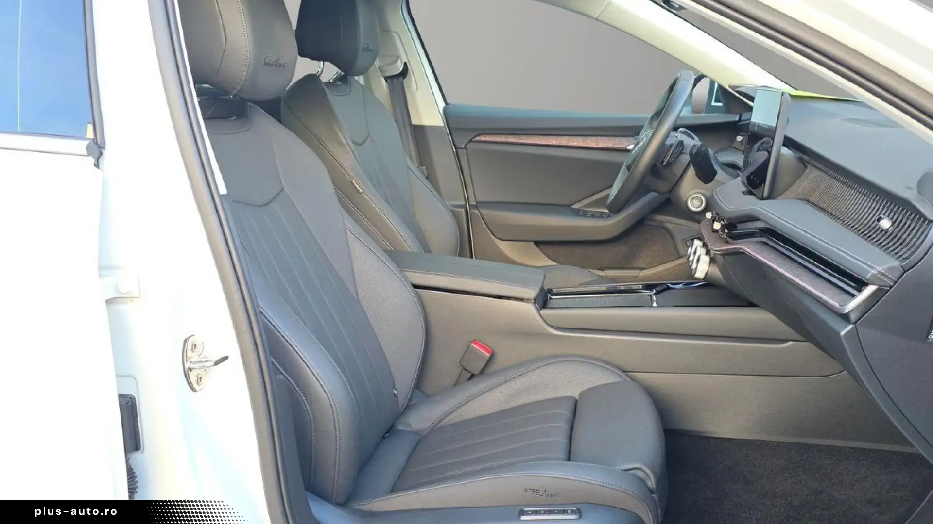 Skoda Superb TDI 4x4 L&K CANTON