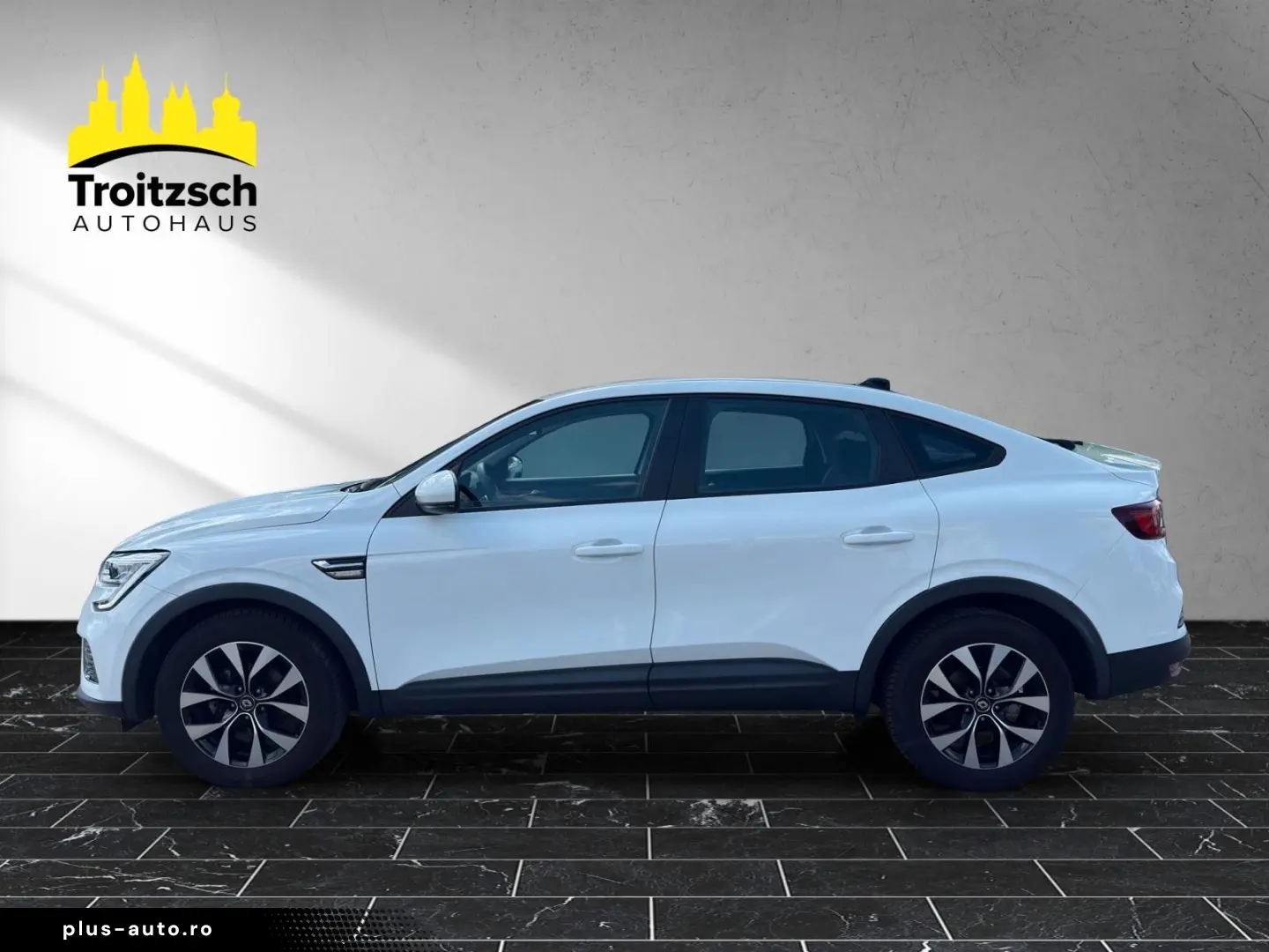 RENAULT Arkana Equilibre   1.Hand