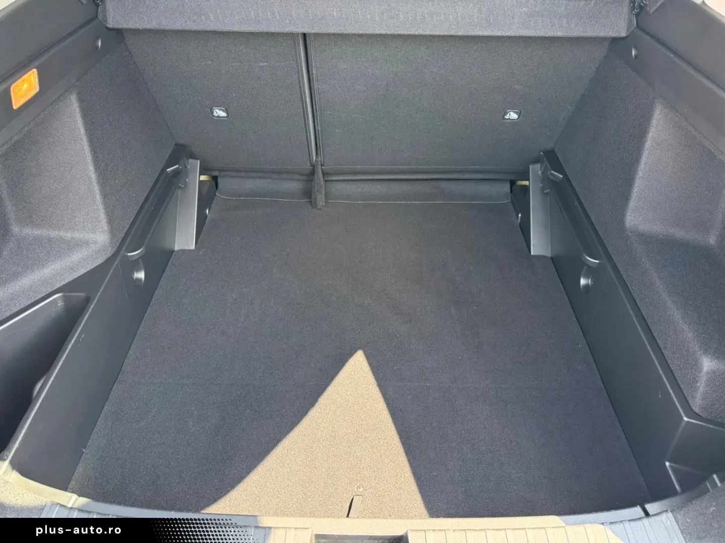 RENAULT Arkana Equilibre   1.Hand