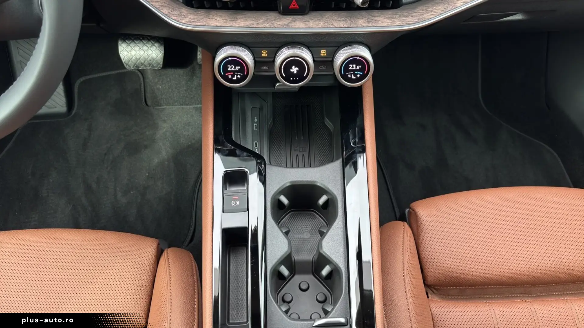 Skoda Superb 2.0 TDI L&K HUD KAMERA CANTON ACC