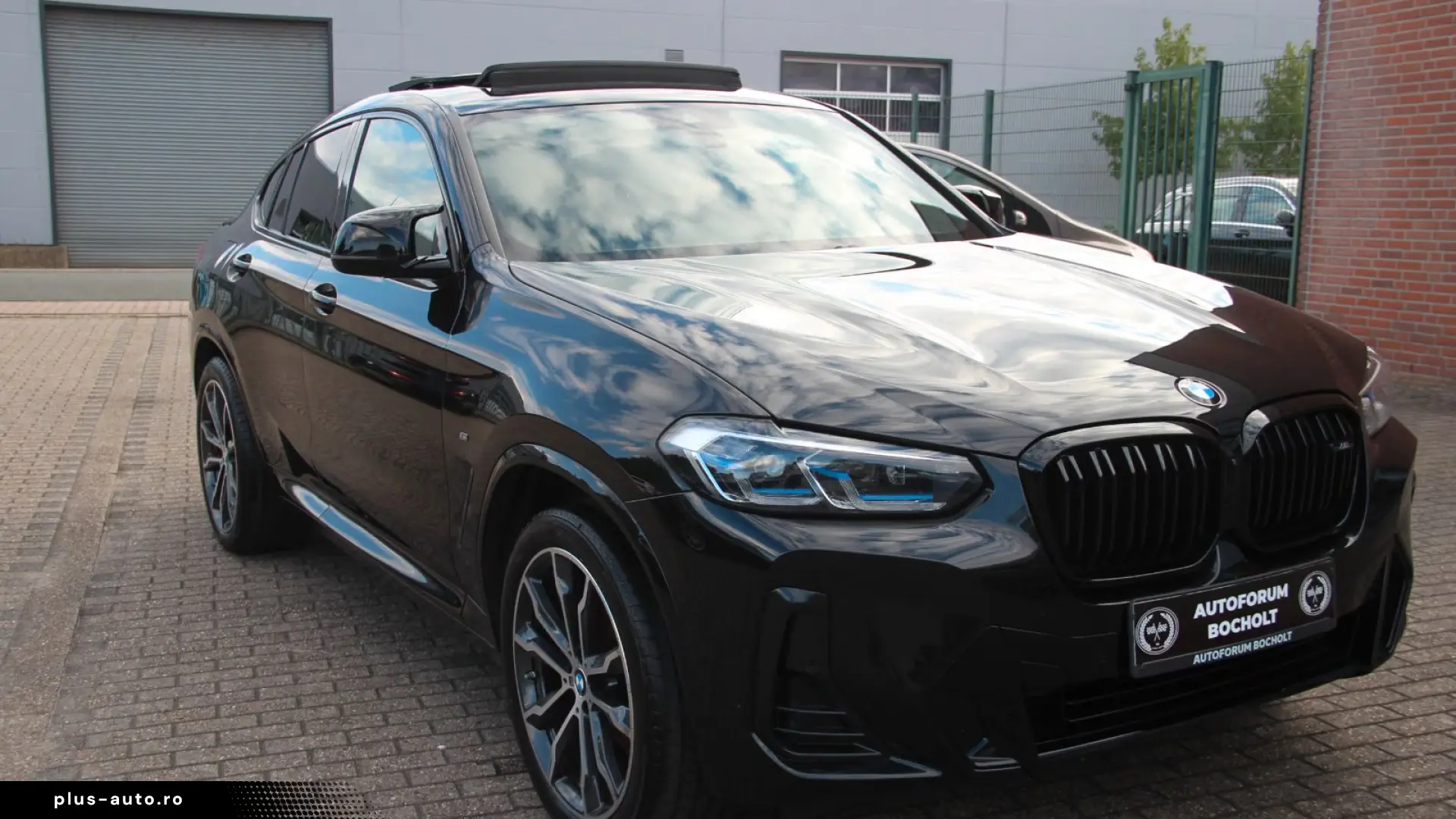 BMW X4 M40d xDrive – 340 CP  Laser  HUD  Panoramic  M Sport
