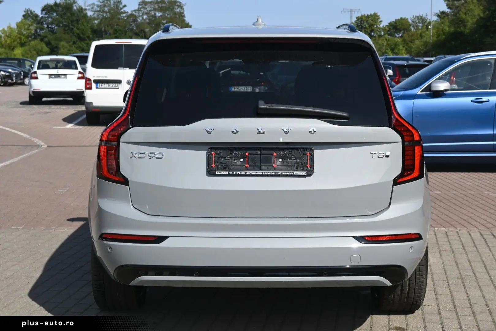 VOLVO XC90 Ultra Dark T8 AWD Recharge LUFT PANO STHZ