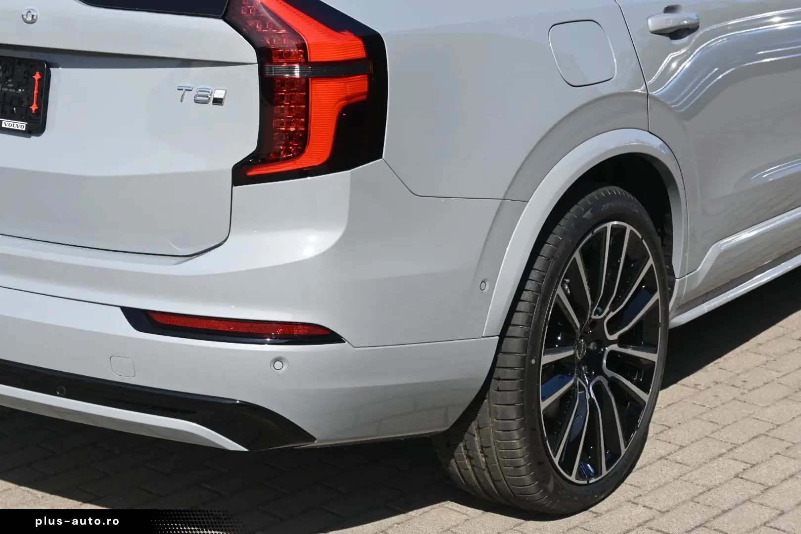VOLVO XC90 Ultra Dark T8 AWD Recharge LUFT PANO STHZ