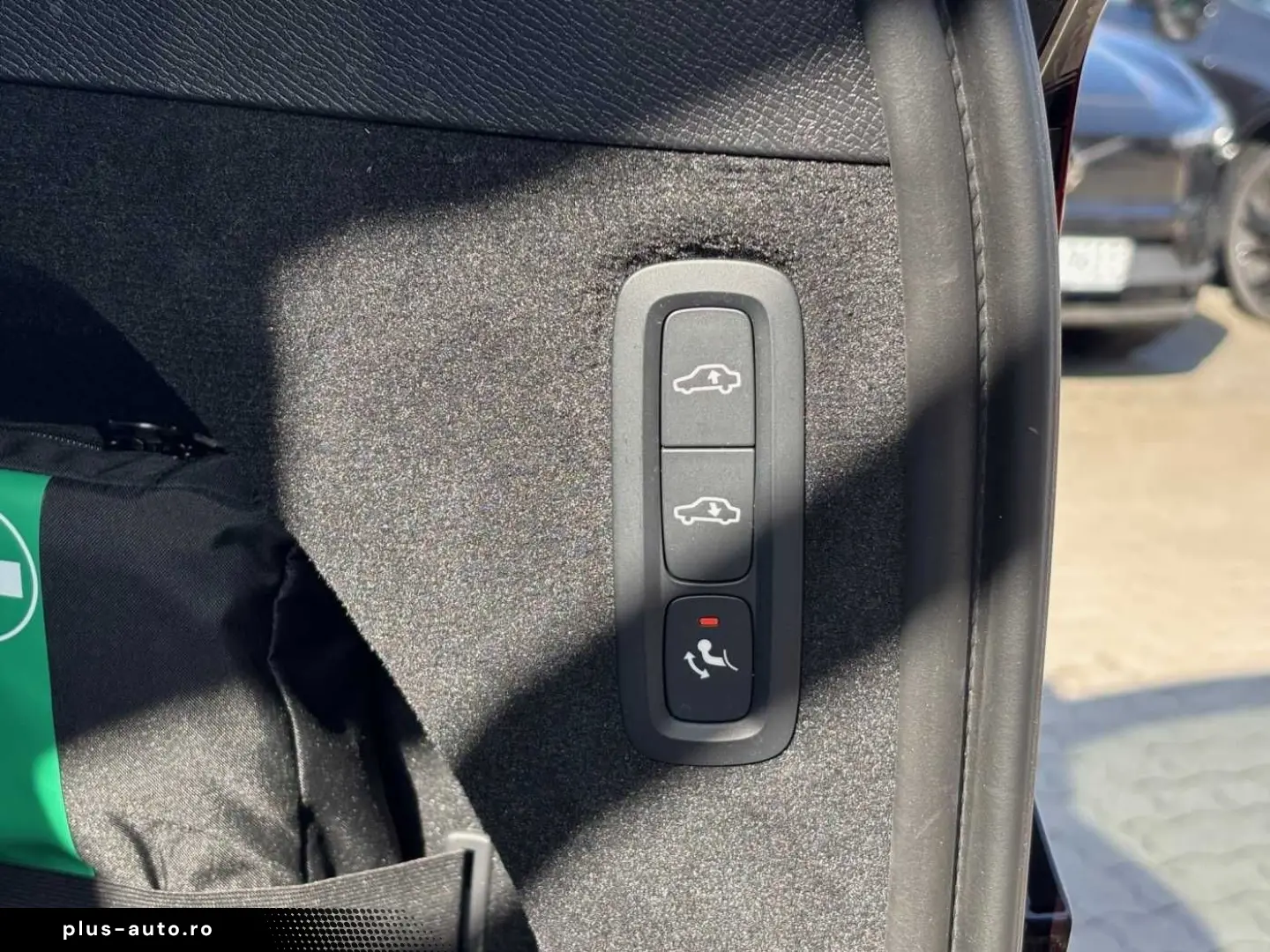VOLVO T8 Twin Engine AWD Ultra Dark