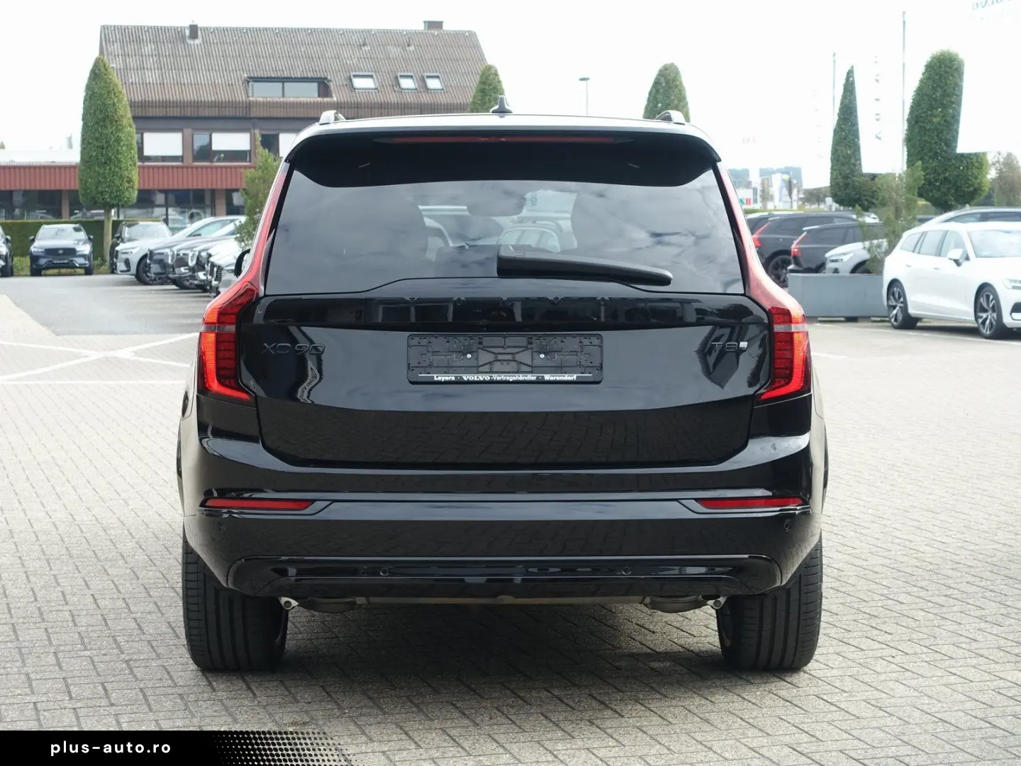 VOLVO XC90 Black Edition Ultra T8 AWD Plug-in FourC