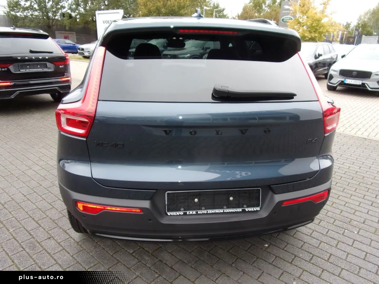 VOLVO XC 40 B4 Plus Black Edition 2WD