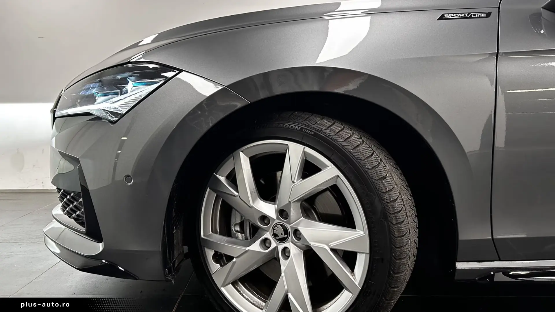 Skoda Superb 2.0 TSI DSG 4x4 Sportline Head-Up