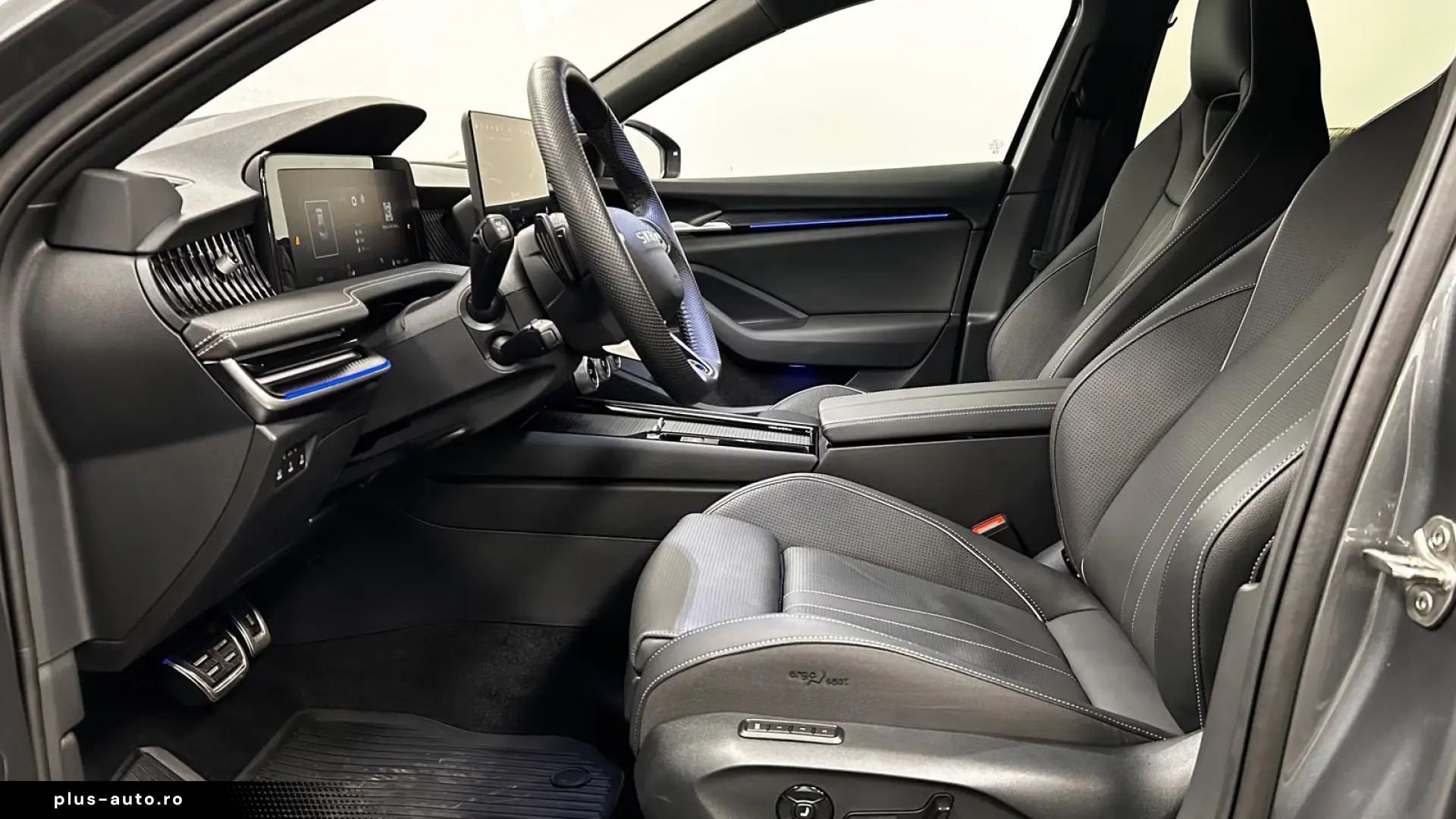 Skoda Superb 2.0 TSI DSG 4x4 Sportline Head-Up