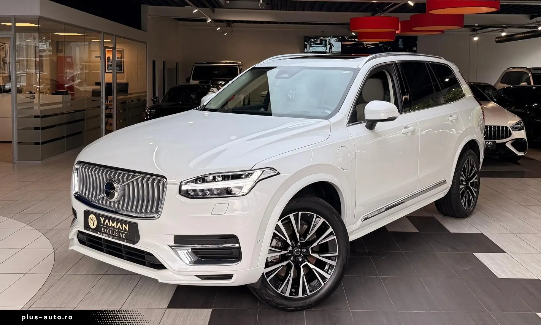 VOLVO XC90 Ultimate Bright  Pano HuD B&W Massage FourC