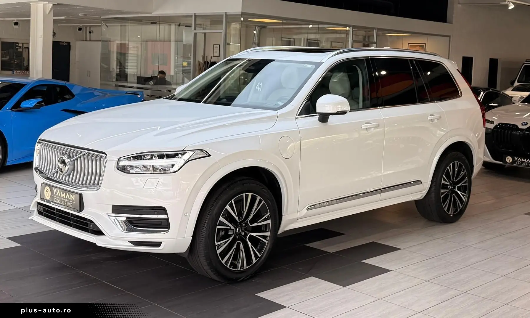VOLVO XC90 Ultimate Bright  Pano HuD B&W Massage FourC