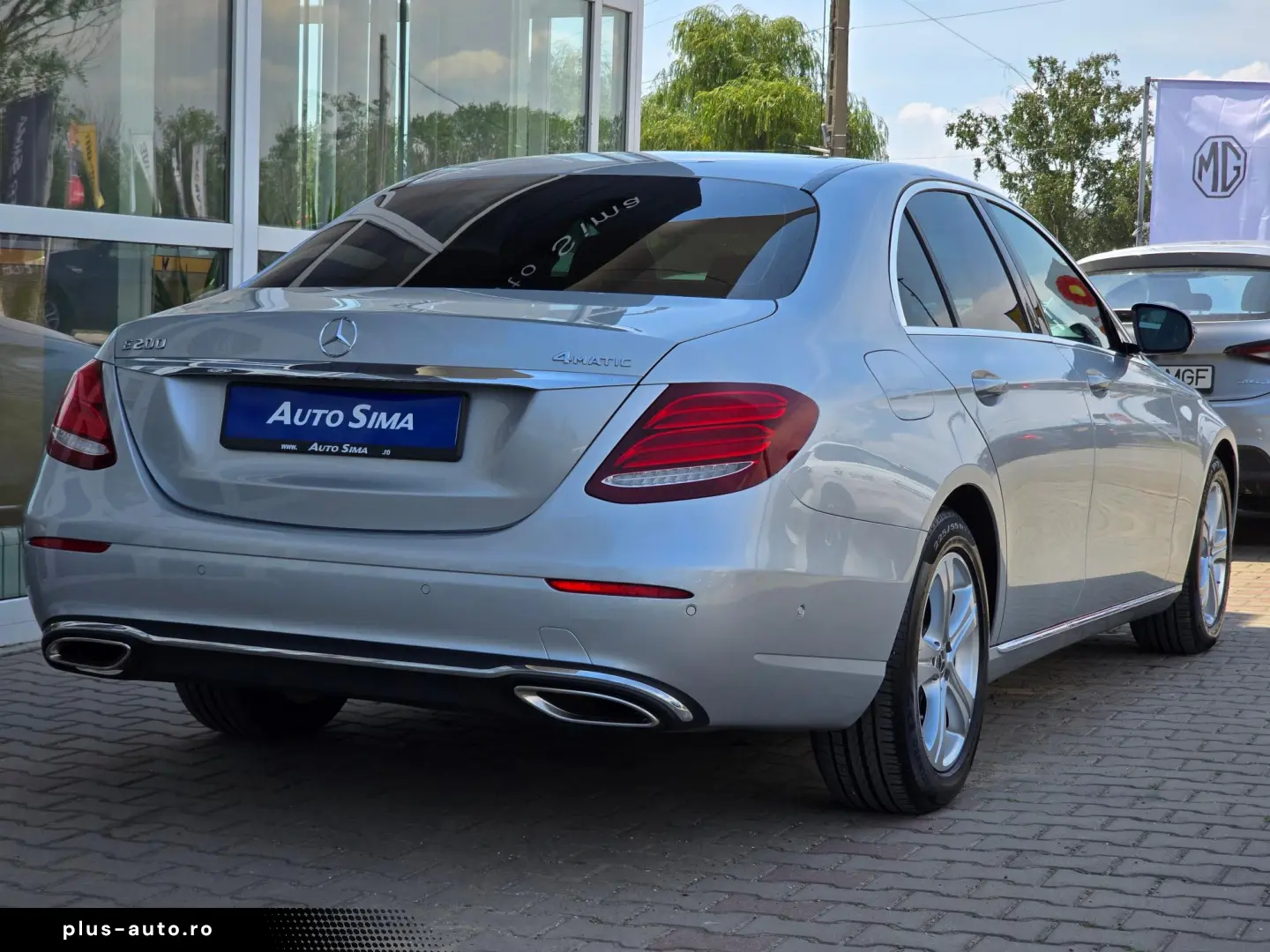 Mercedes-Benz E 200 4 MATIC