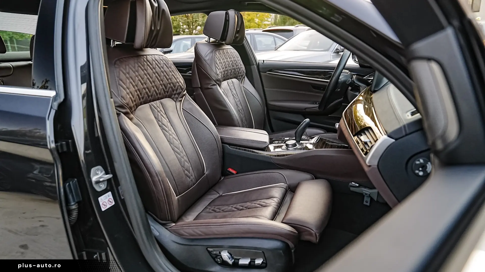 BMW Seria 5 530e Aut. Luxury Line