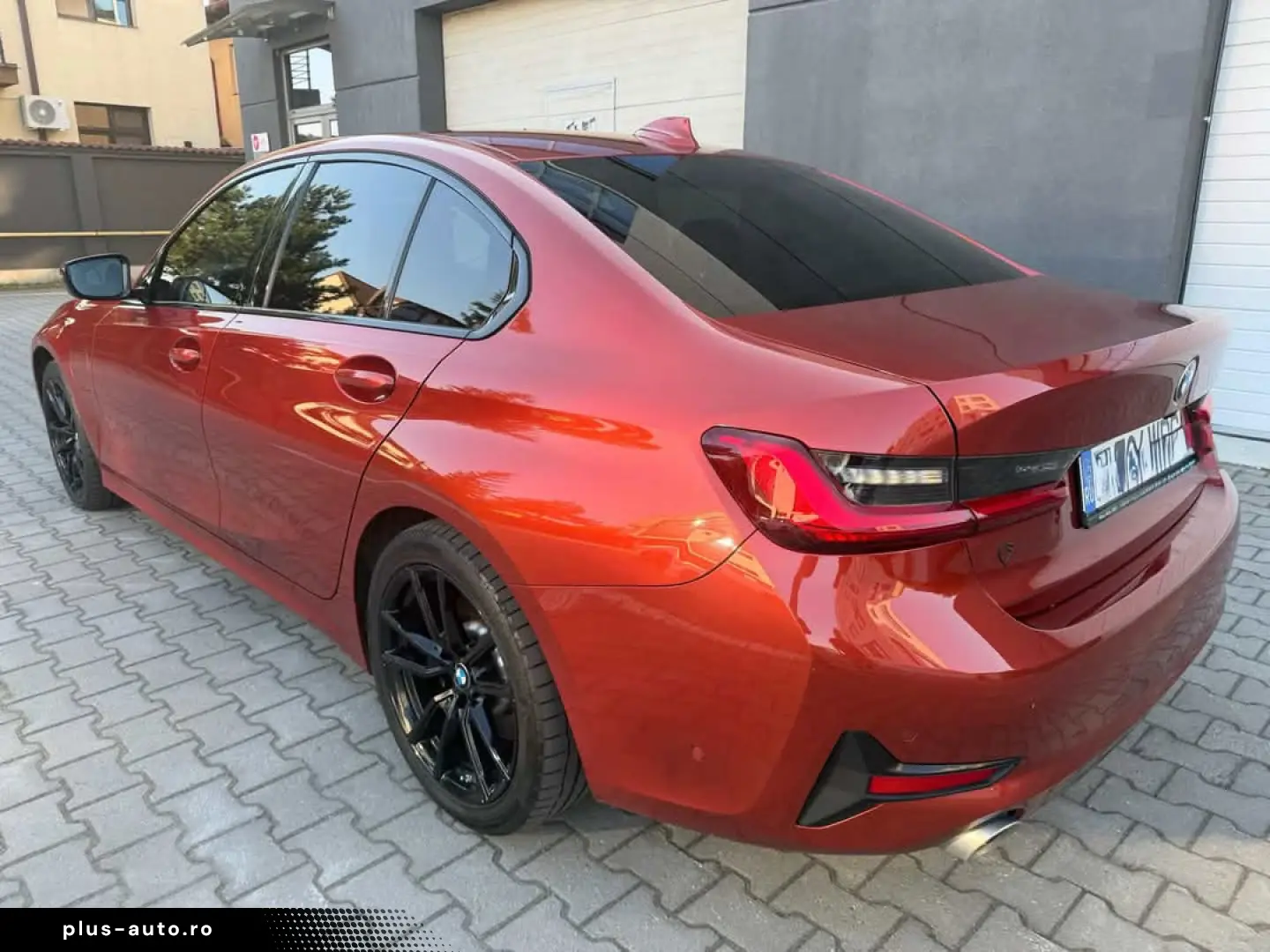 BMW 330e