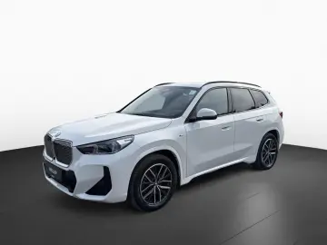 BMW iX1 xDrive30 M Sport LED St&Go HUD 360  H K