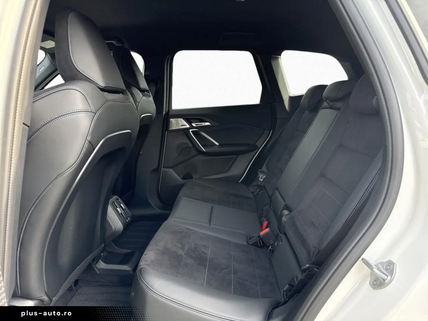 BMW iX1 xDrive30 M Sport LED St&Go HUD 360  H K