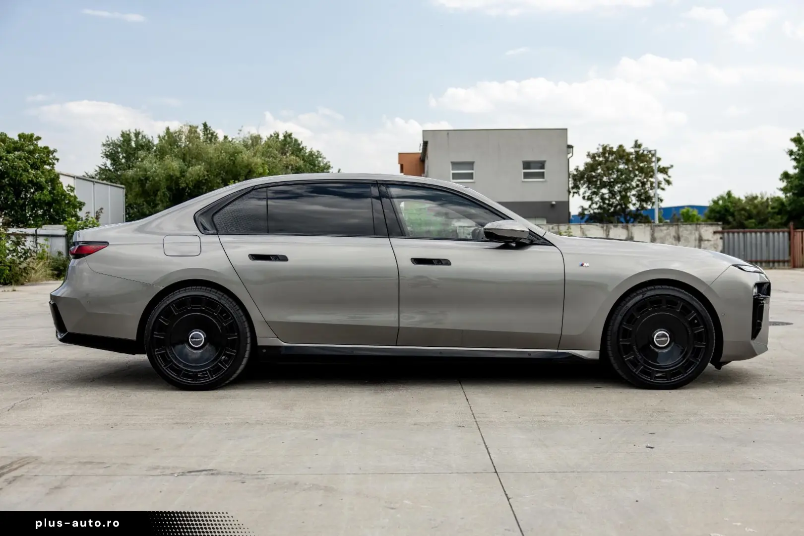 BMW 740d M FULL OPTION LP 168K MANSORY LAST PRICE