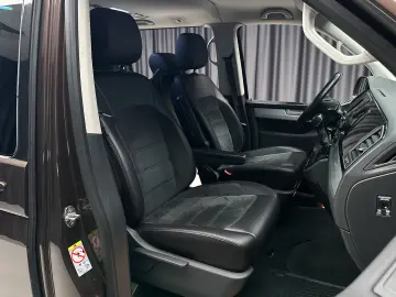 VOLKSWAGEN T6 MULTIVAN HIGHLINE 4MOTION 2.0 TDI 199 CP DSG