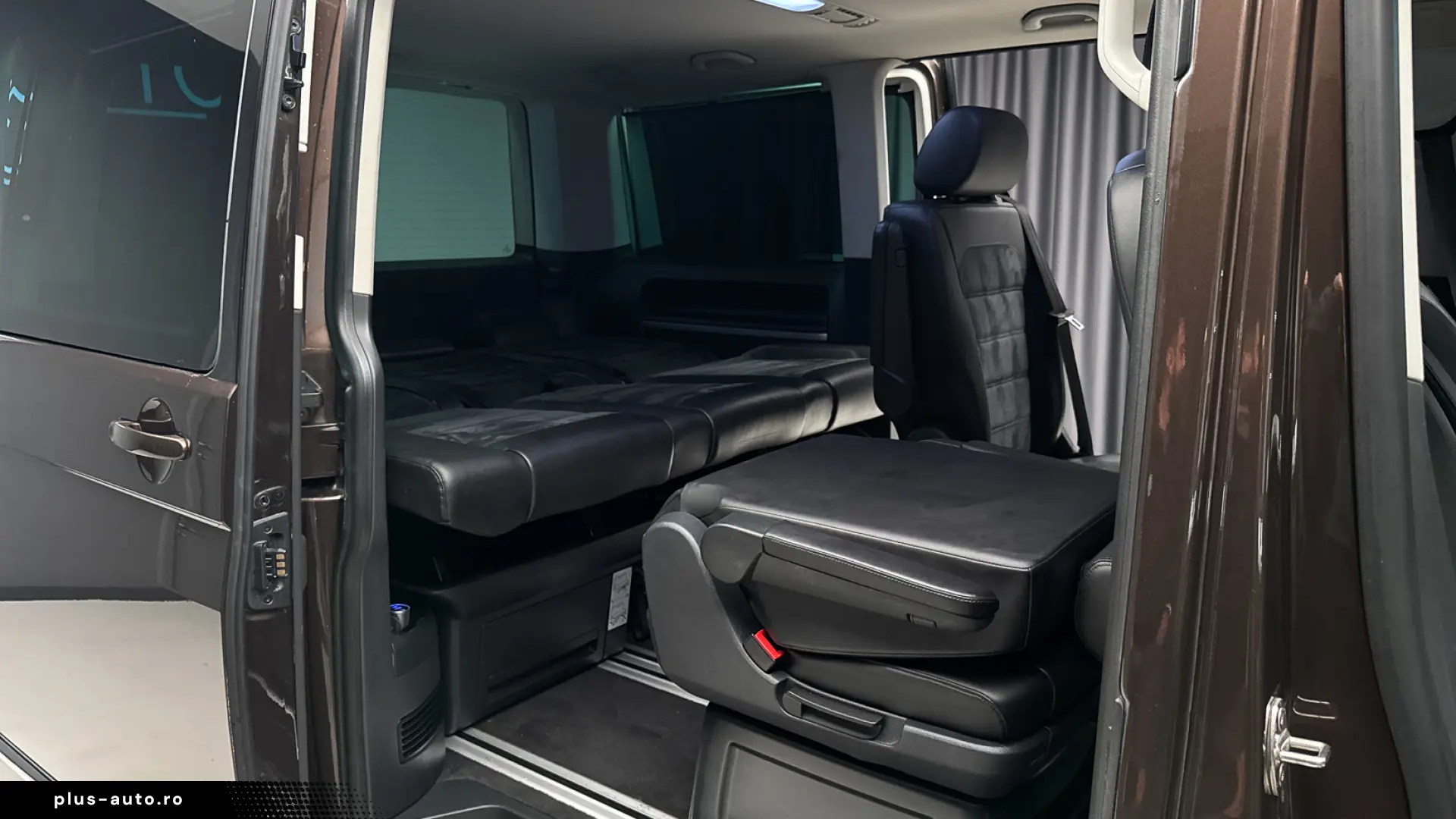 VOLKSWAGEN T6 MULTIVAN HIGHLINE 4MOTION 2.0 TDI 199 CP DSG