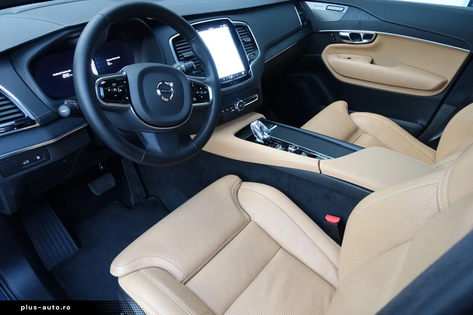 VOLVO XC90 Ultra Dark T8 AWD 7 locuri 360 22  HUD