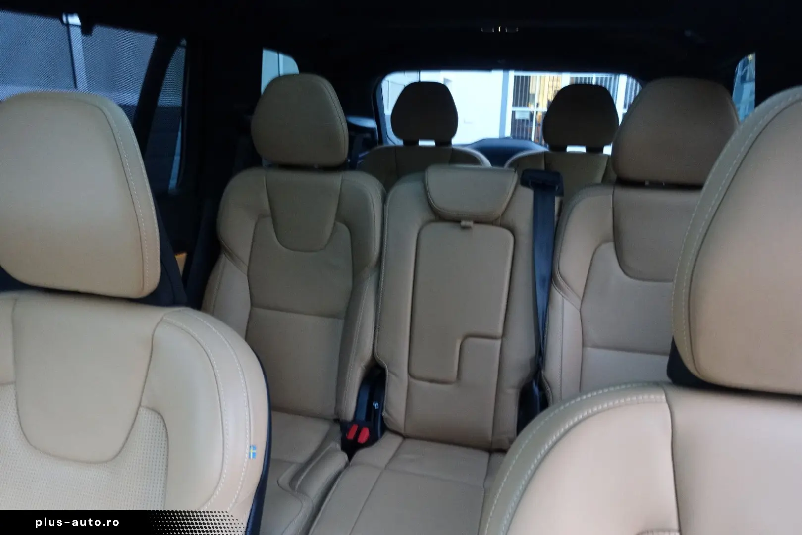 VOLVO XC90 Ultra Dark T8 AWD 7 locuri 360 22  HUD