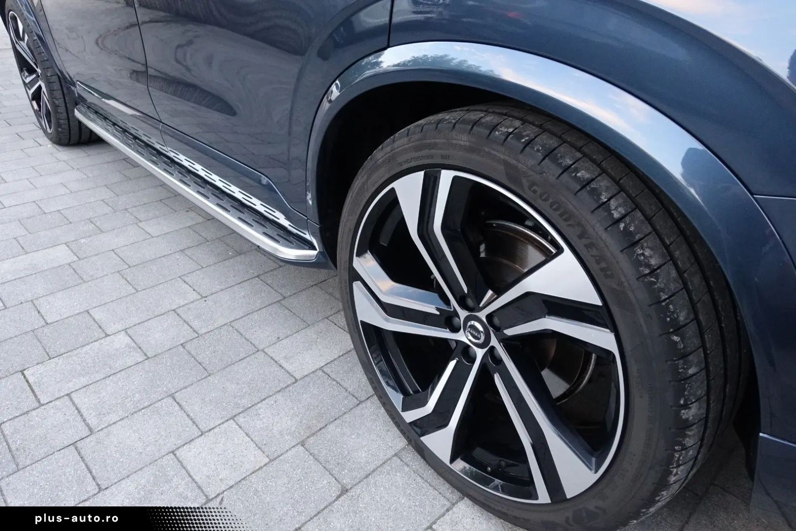 VOLVO XC90 Ultra Dark T8 AWD 7 locuri 360 22  HUD