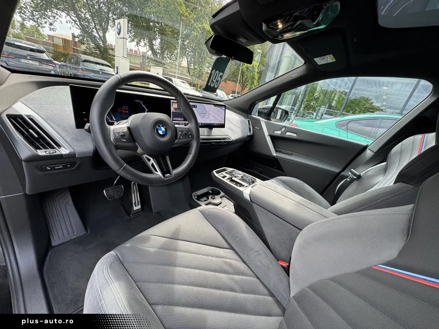 BMW iX xDrive60 M Sport 2-Achs Luft PanoSky AHK H&K