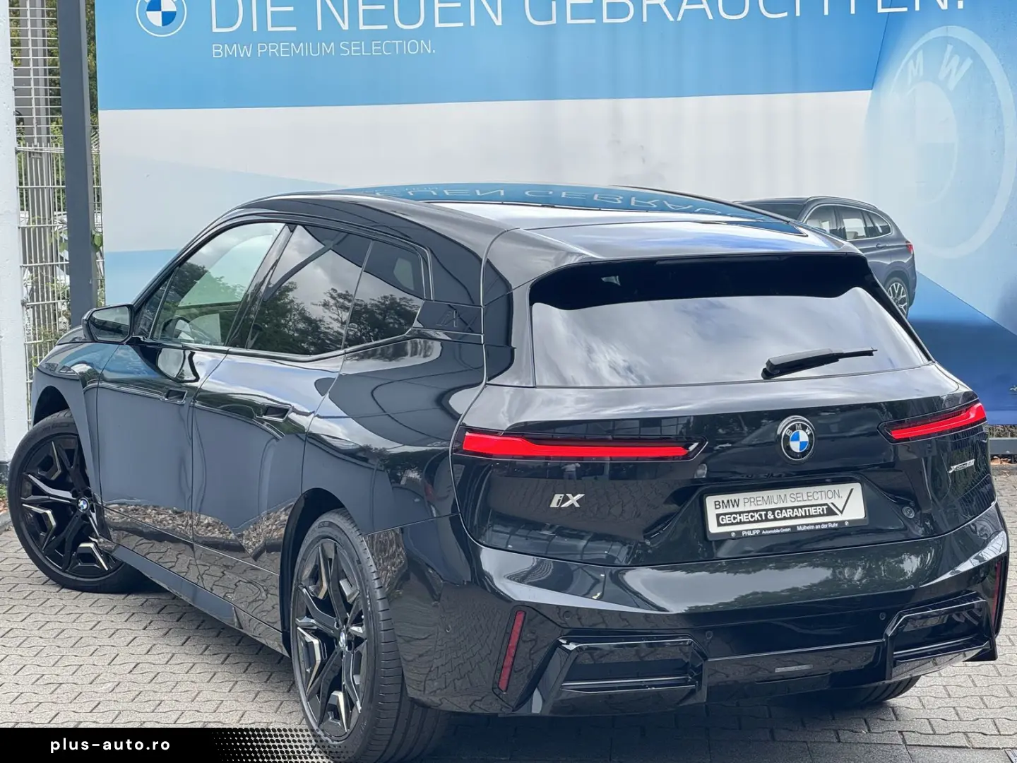BMW iX xDrive60 M Sport 2-Achs Luft PanoSky AHK H&K