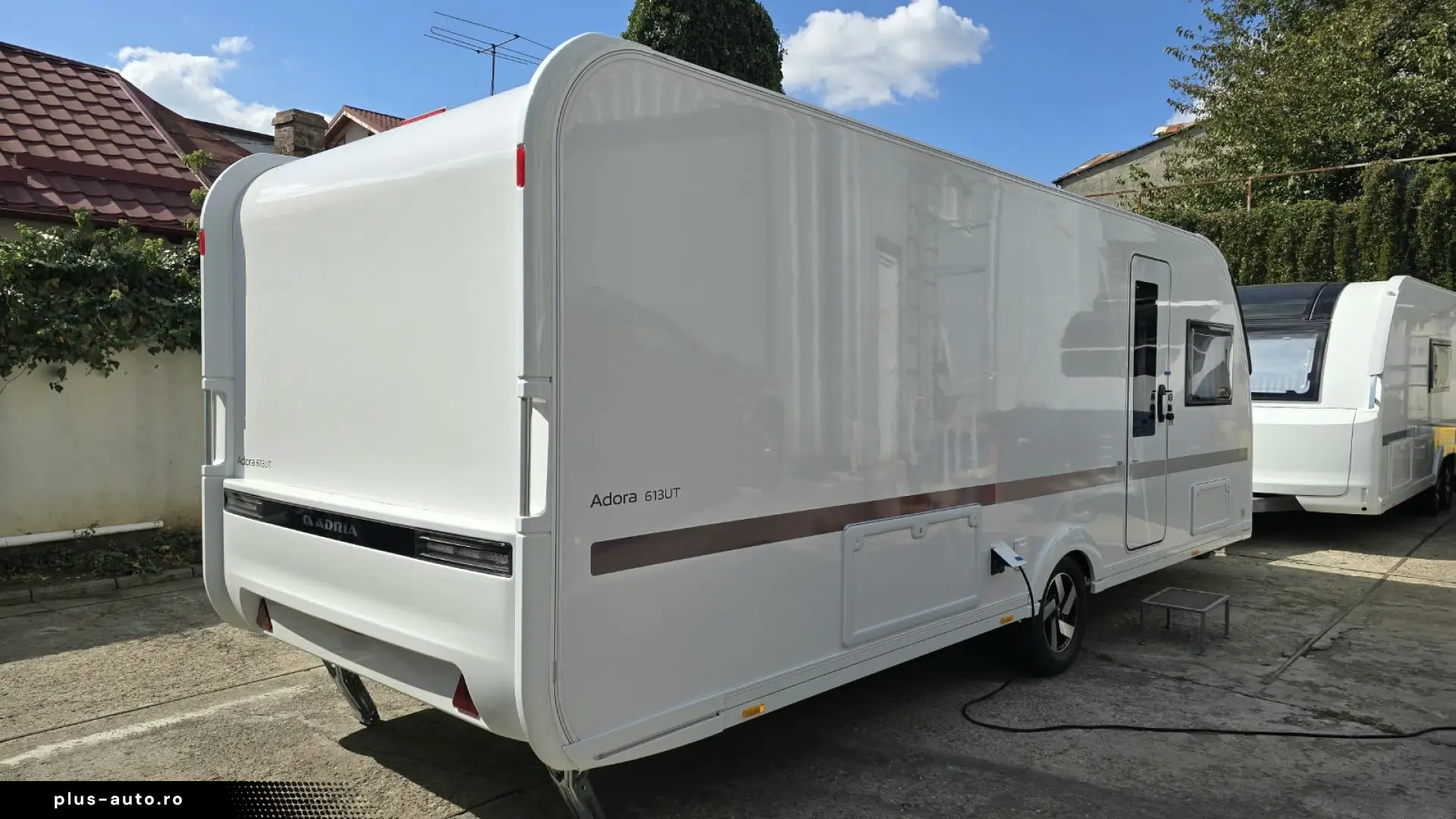 Rulotă Adria Adora 613 UT - 4 persoane