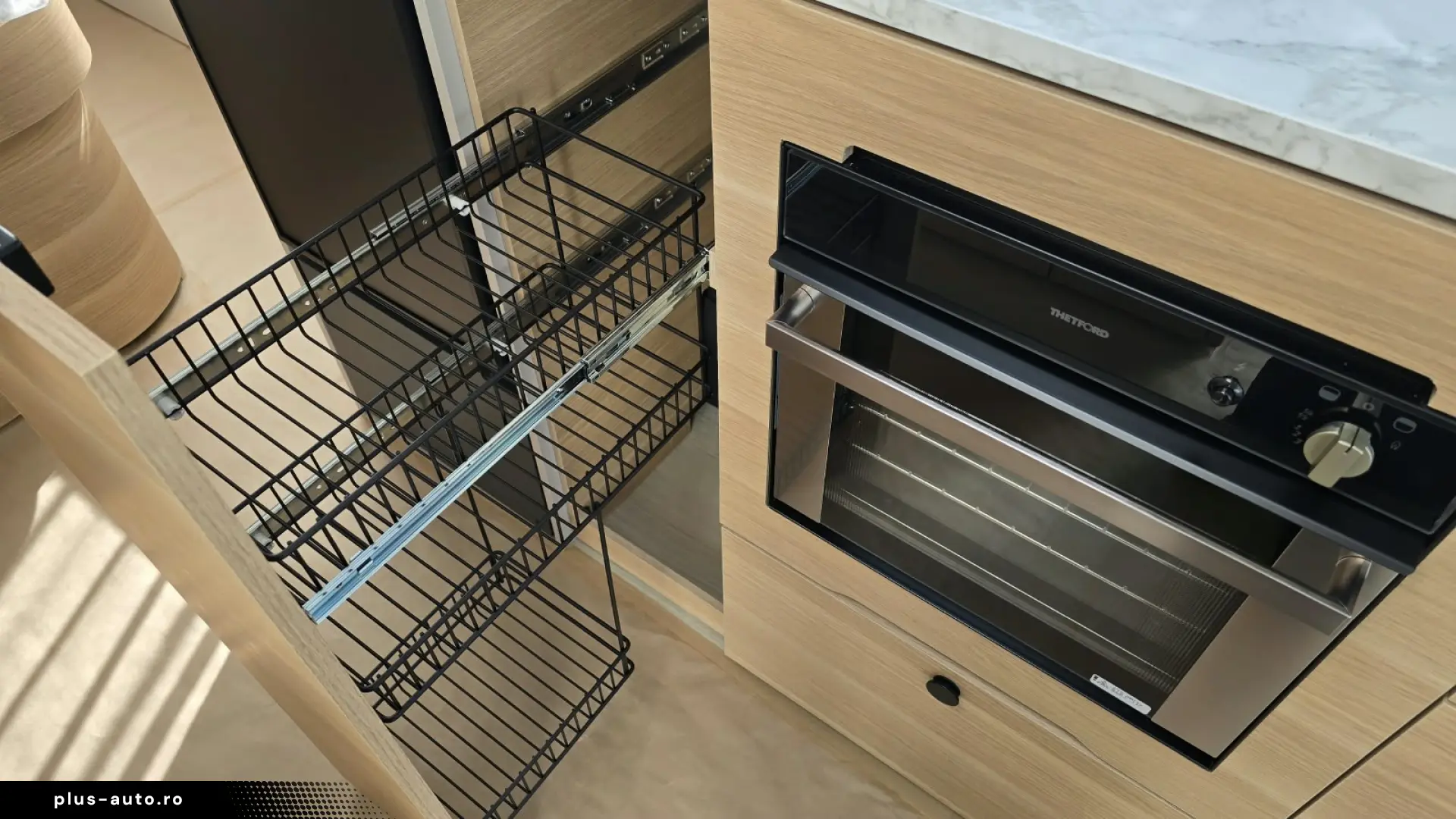 Rulotă Adria Adora 613 UT - 4 persoane