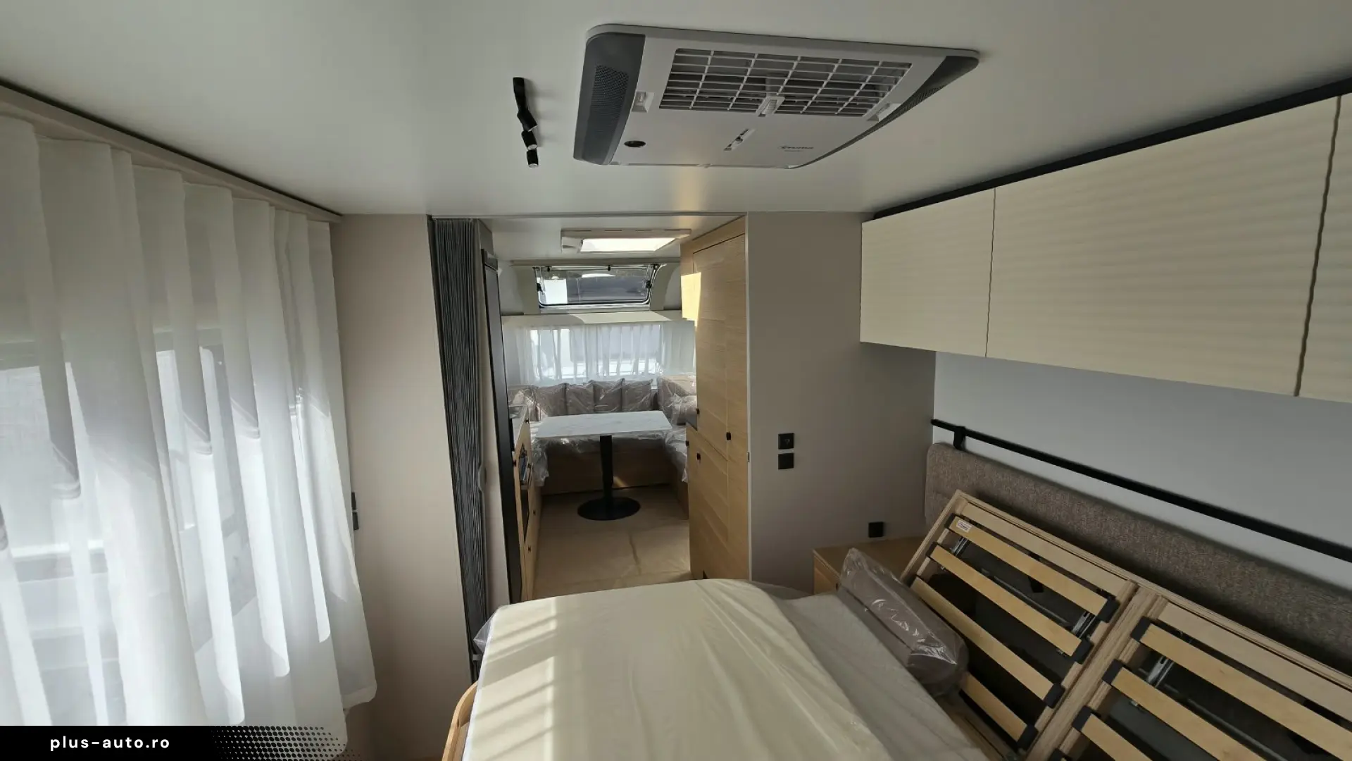 Rulotă Adria Adora 613 UT - 4 persoane